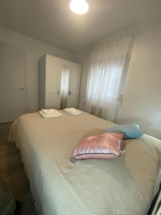 דירות סביליה Piso Junto Al Hospital Macarena מראה חיצוני תמונה