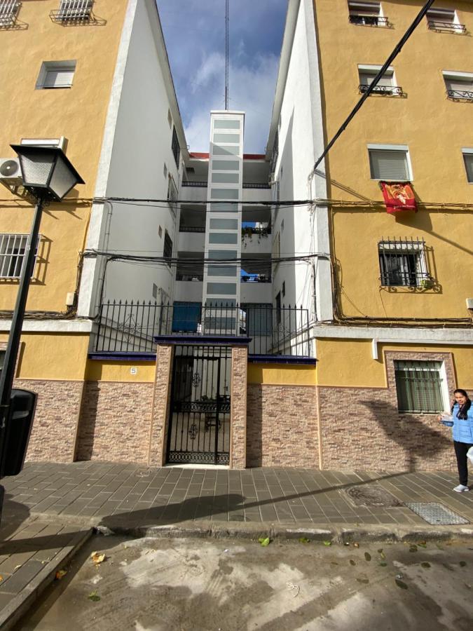 דירות סביליה Piso Junto Al Hospital Macarena מראה חיצוני תמונה